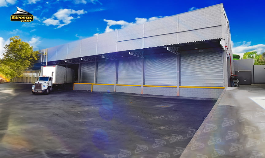 Portas de Aço para Centro Logístico
