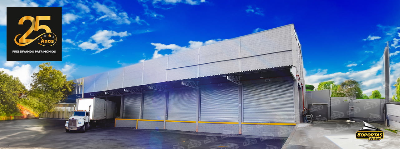 Portas de Aço para Centro Logístico