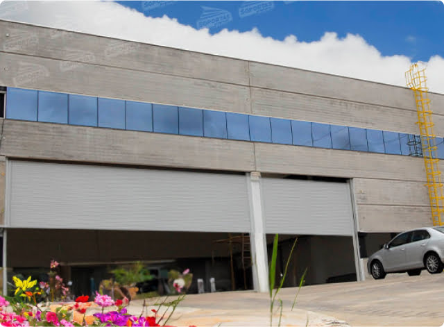 Sóportas de Aço grandes projetos fazem parte do nosso dia a dia