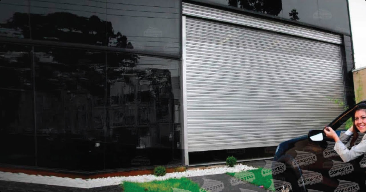 A botoeira abre, para e fecha sua porta com maior segurança